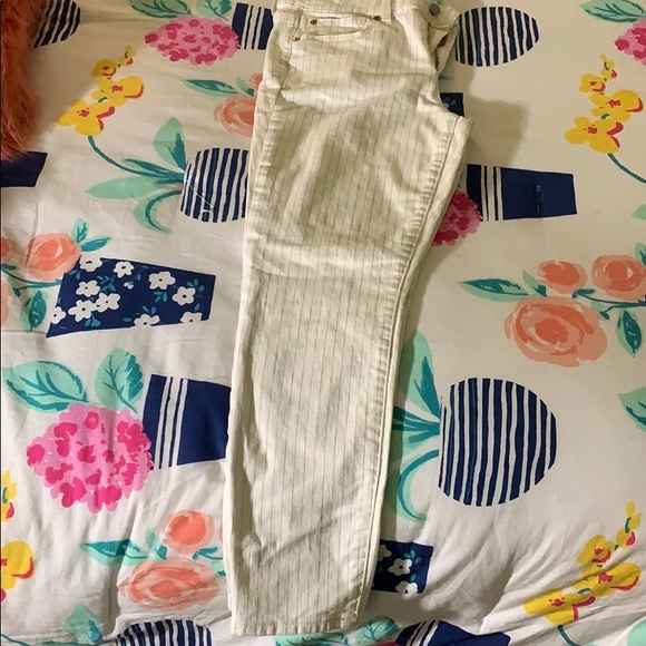 Never Worn Summer Gap Jeans ! - Picture 2 of 4